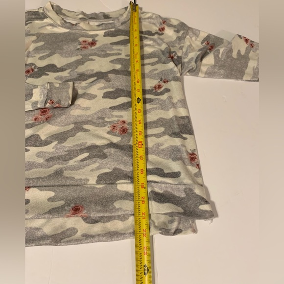 Secret treasures/small(4-6)/camouflaged sweater - Picture 2 of 5